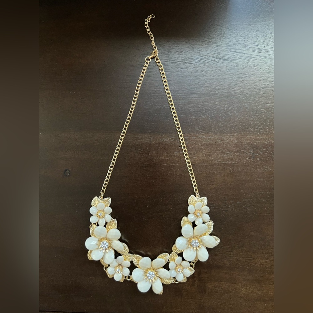 Flower Decor Necklace